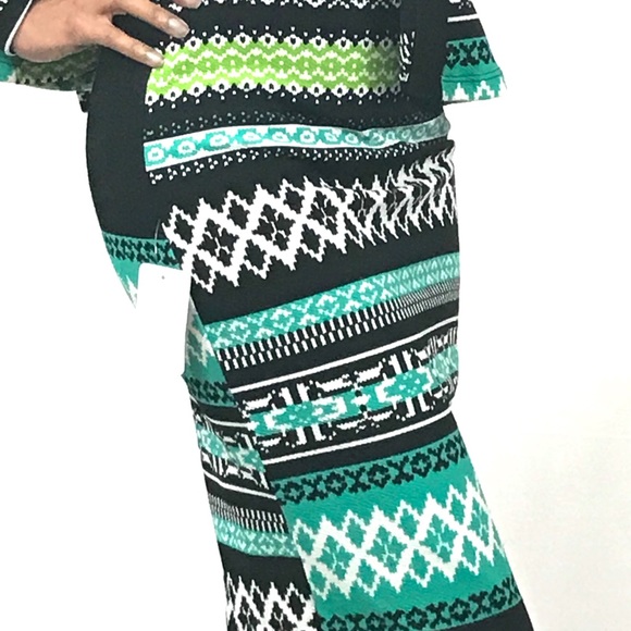 4/$24 Tribal Pencil Skirt - Picture 3 of 3